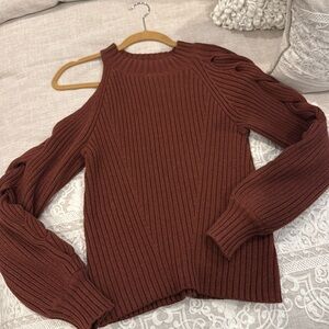 525 Sweater